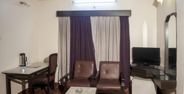 Hotel Saluja Residency à Siliguri Extérieur photo
